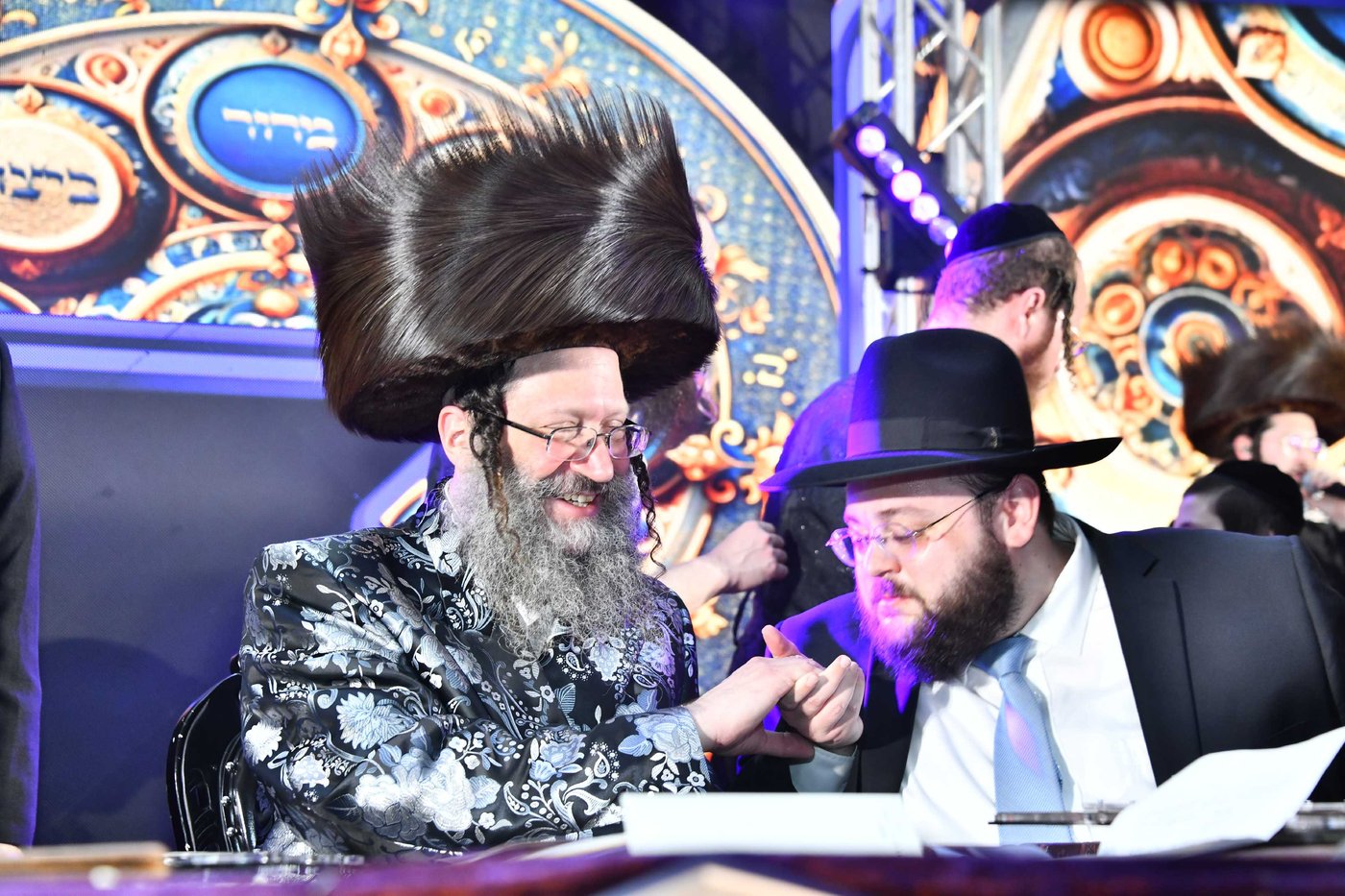 הכנסת ס"ת בחצה"ק ביטשקוב