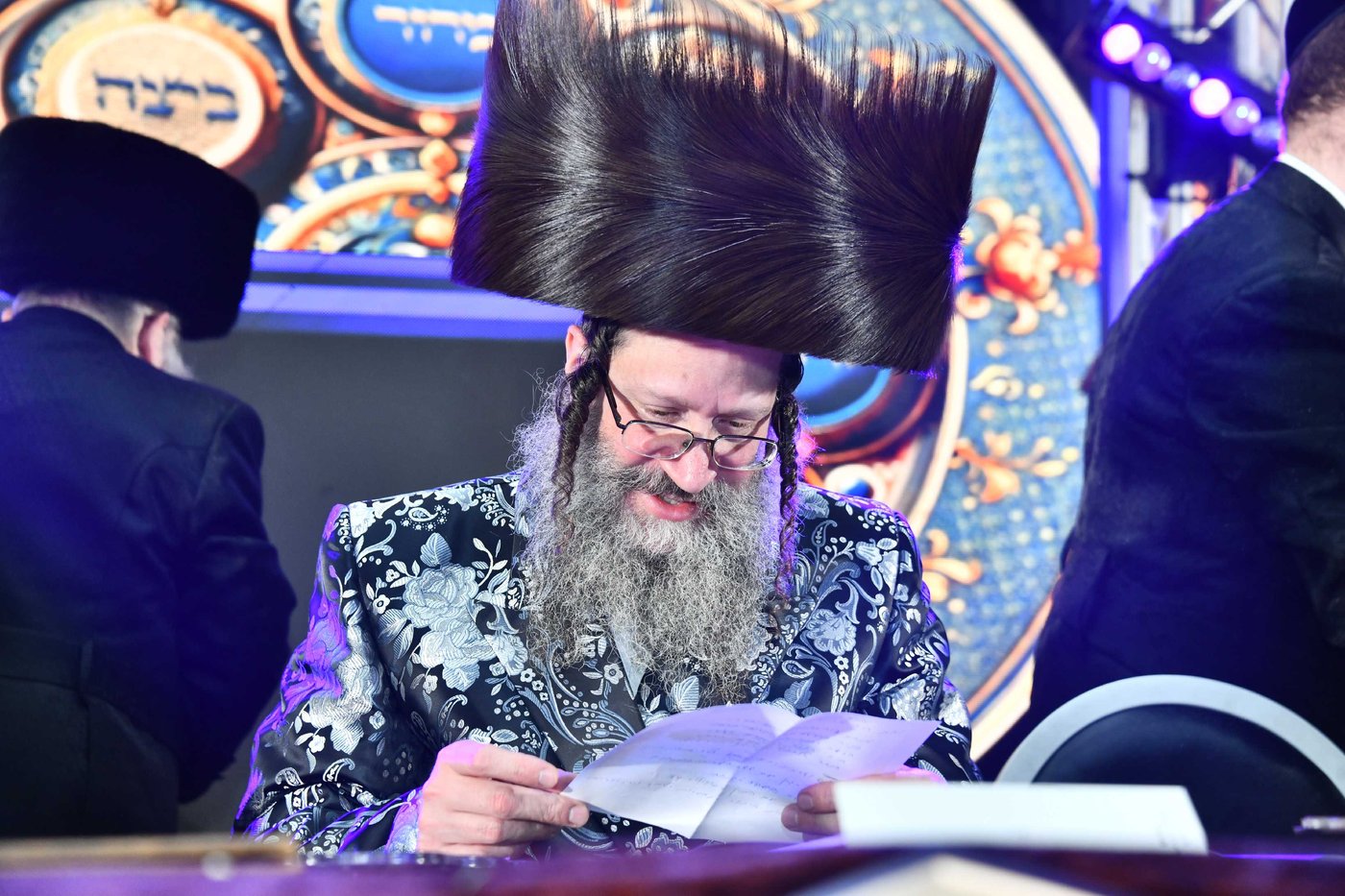 הכנסת ס"ת בחצה"ק ביטשקוב