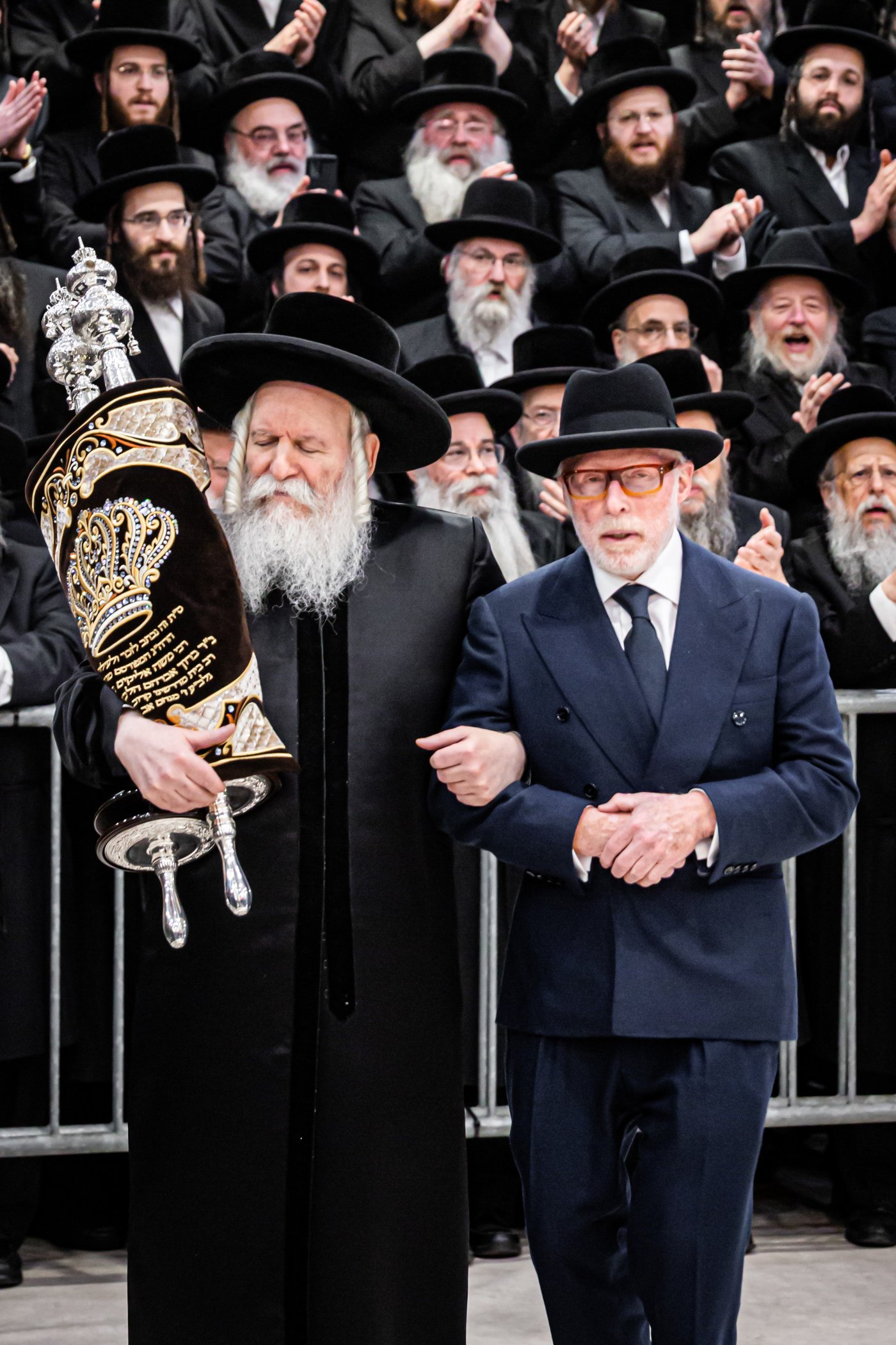 מעמד הכנסת ספר תורה לביהמ"ד באבוב באנטווערפן