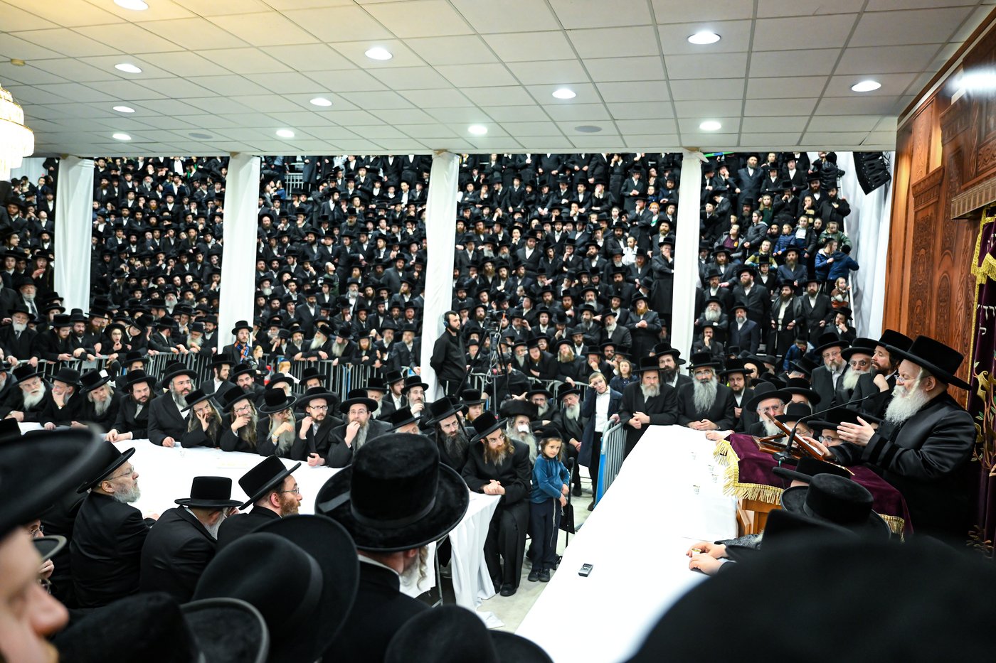 מעמד הכנסת ספר תורה לביהמ"ד באבוב באנטווערפן
