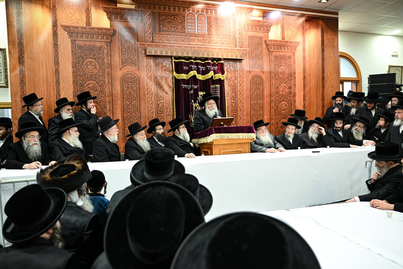 מעמד הכנסת ספר תורה לביהמ"ד באבוב באנטווערפן