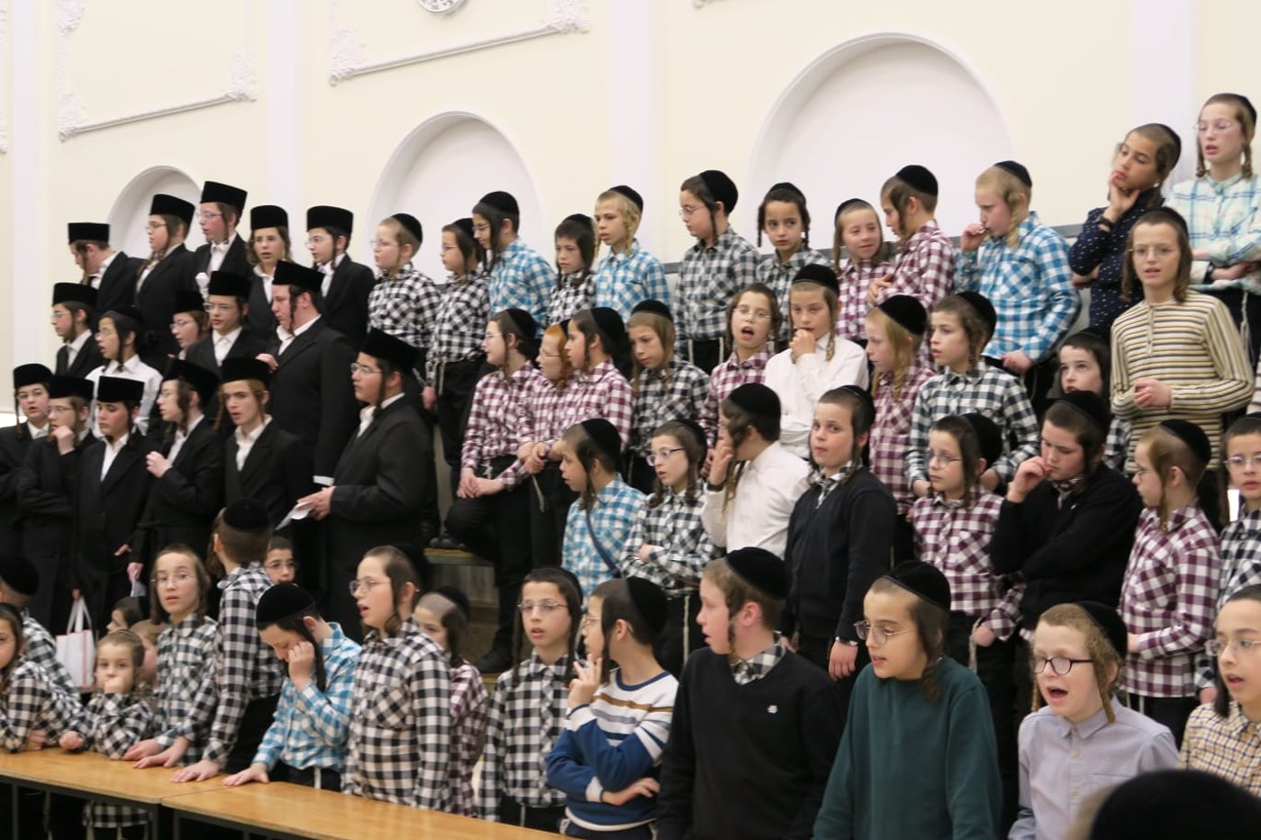 מעמד הקרישמליינען בנדבורנה אלעד - זוויעהיל 