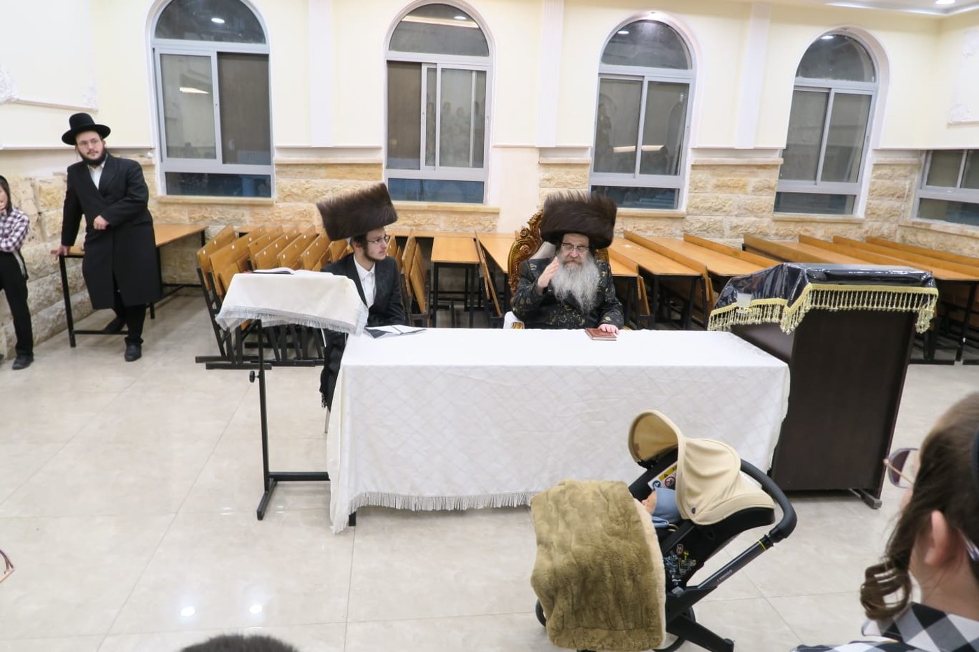 מעמד הקרישמליינען בנדבורנה אלעד - זוויעהיל 