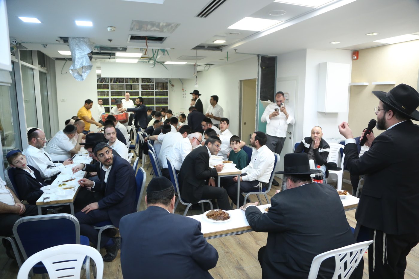 סיום מסכת מגילה בבסר 3