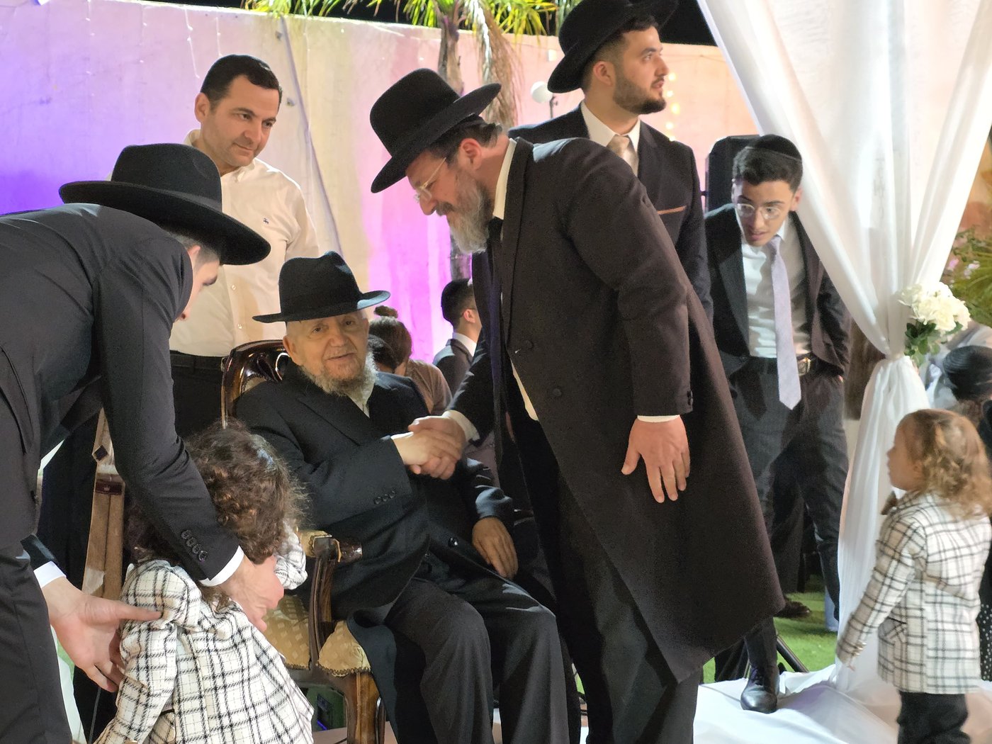 שמחת נישואי נכדת הגר"מ מאזוז