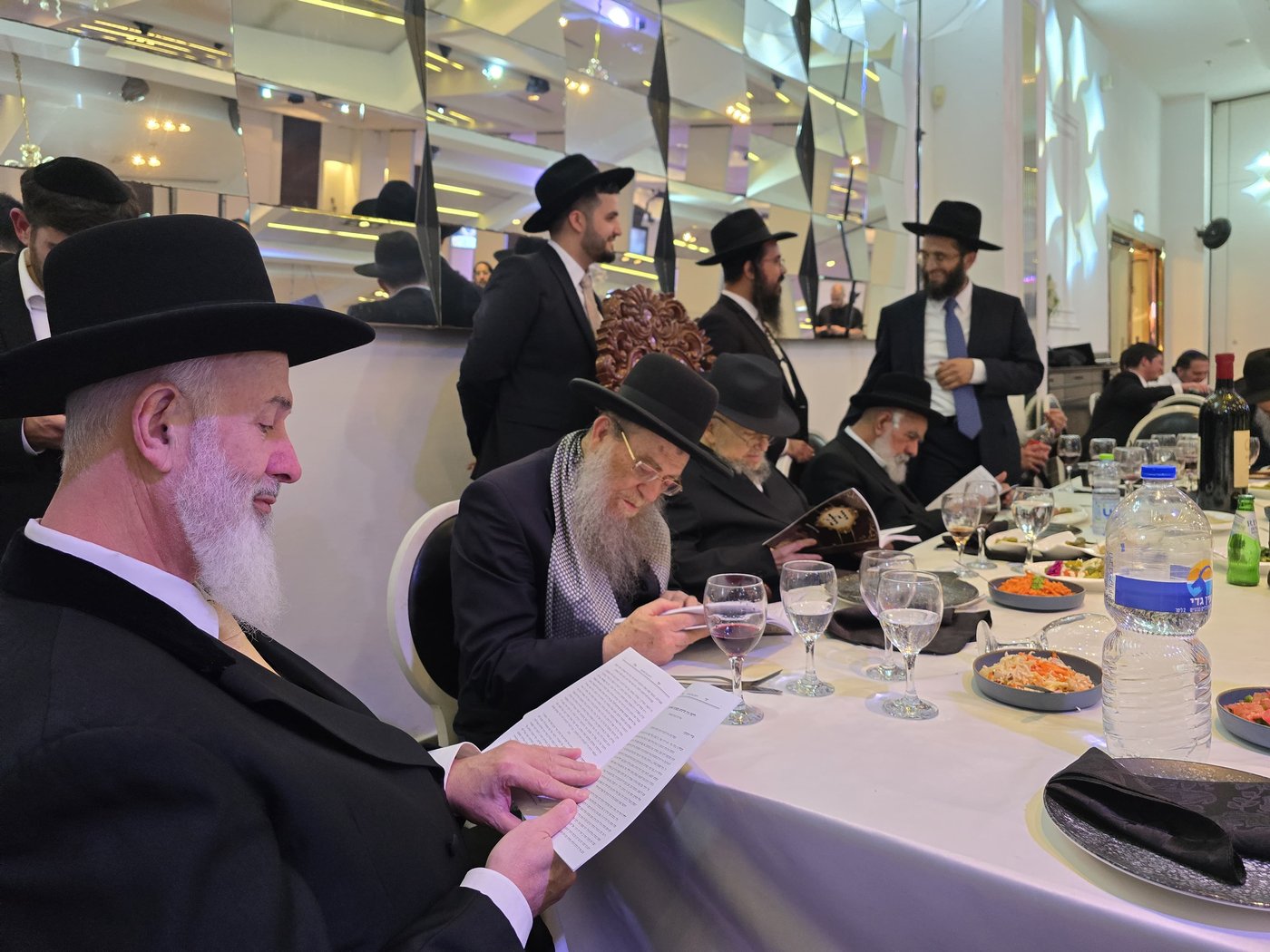 שמחת נישואי נכדת הגר"מ מאזוז