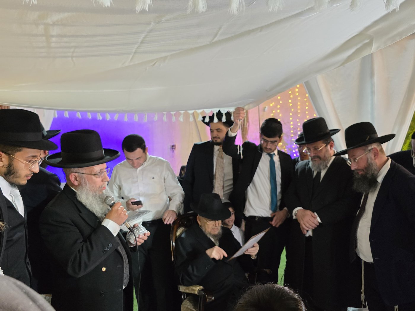 שמחת נישואי נכדת הגר"מ מאזוז