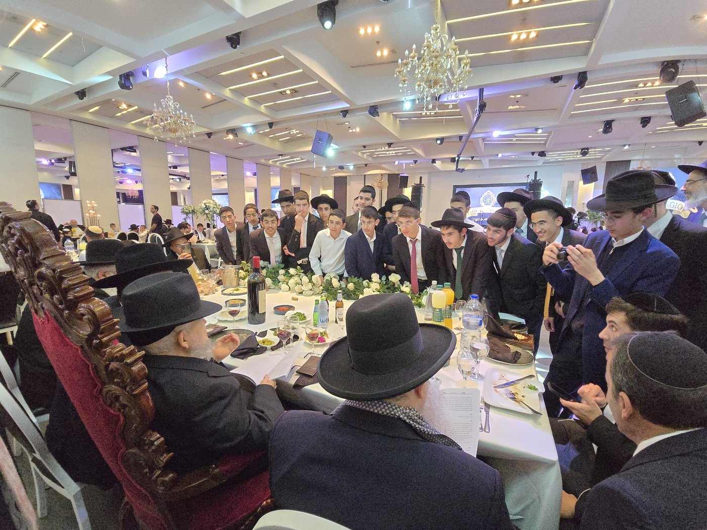 שמחת נישואי נכדת הגר"מ מאזוז