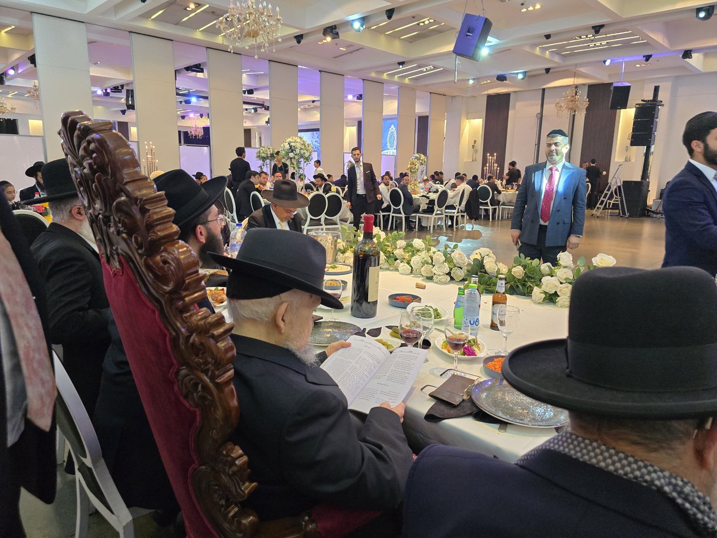 שמחת נישואי נכדת הגר"מ מאזוז