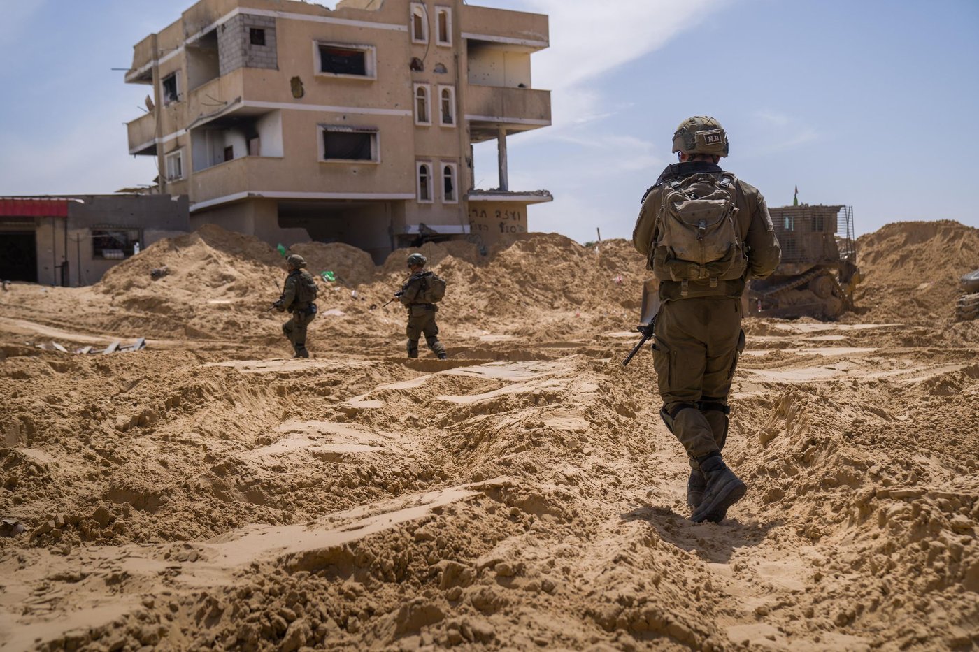 פעילות הכוחות הרפיח והחרמת אמל"ח