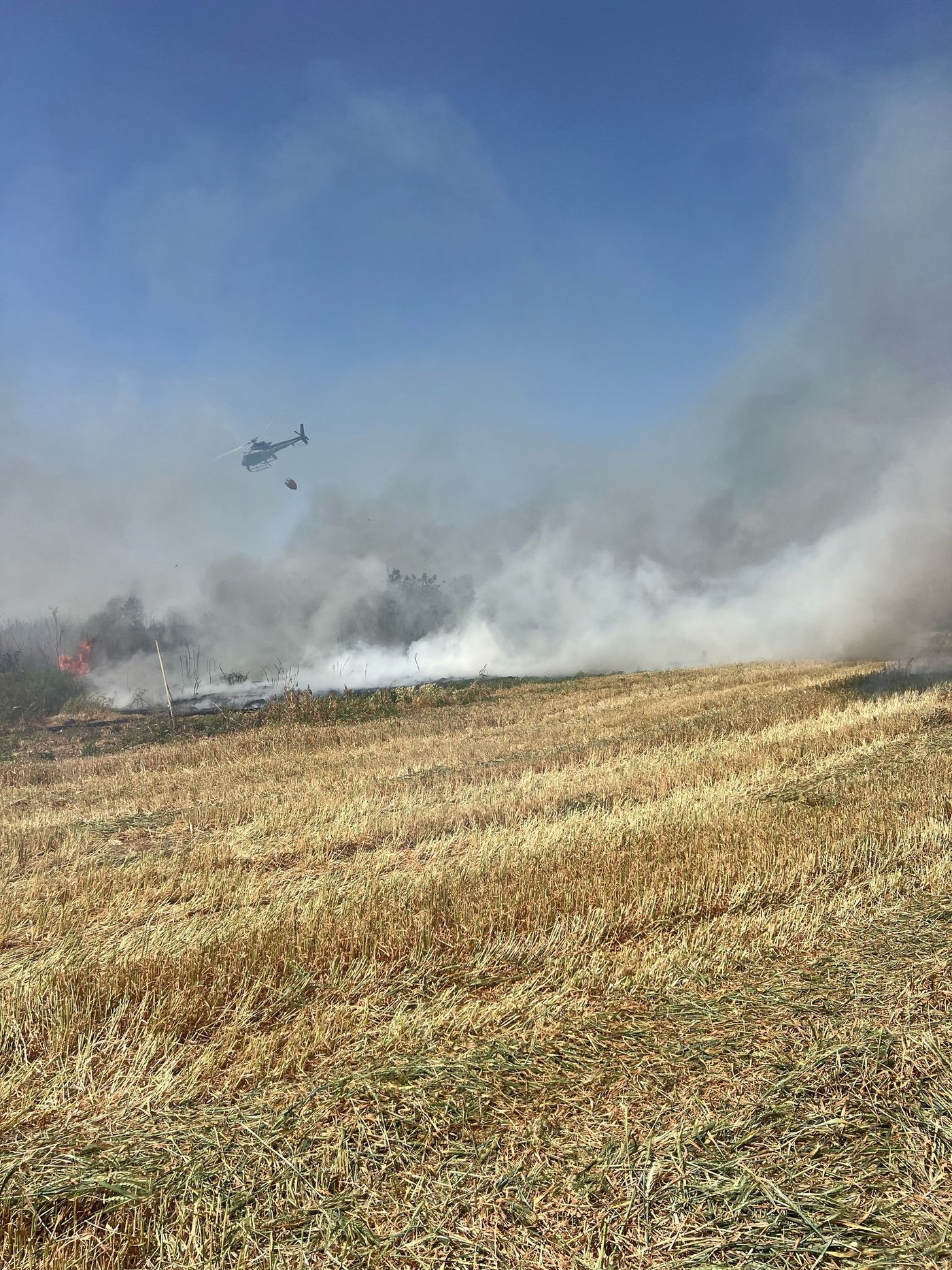 לאחר החסימה בגלל שריפה: כביש 1 לכיוון מזרח נפתח מחדש  