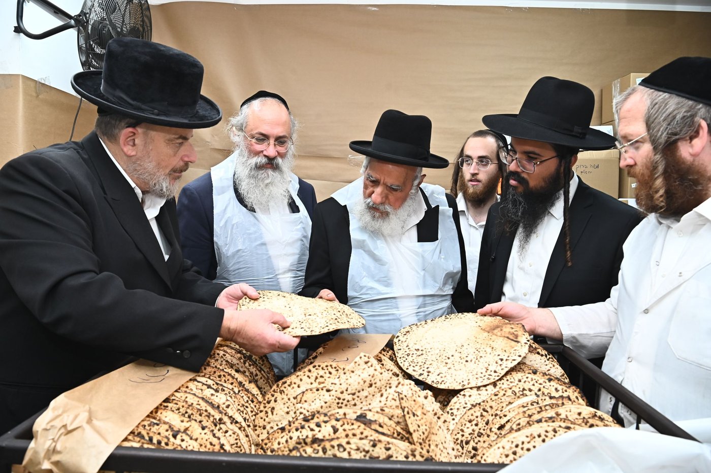הגר"ש מחפוד באפיית מצות