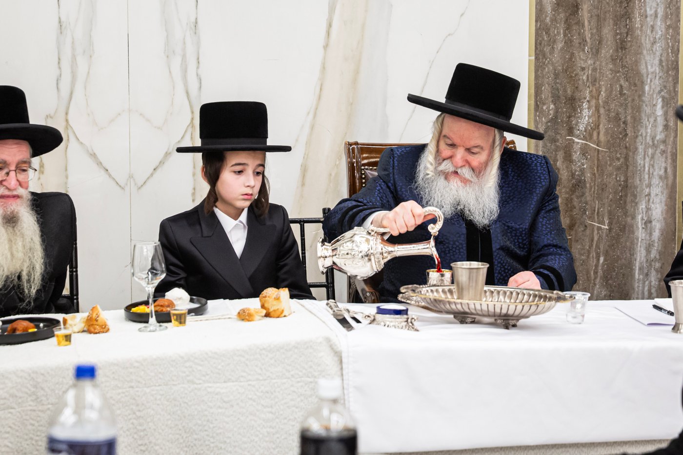 שמחת הבר מצווה לנכד האדמו"ר מבאבוב
