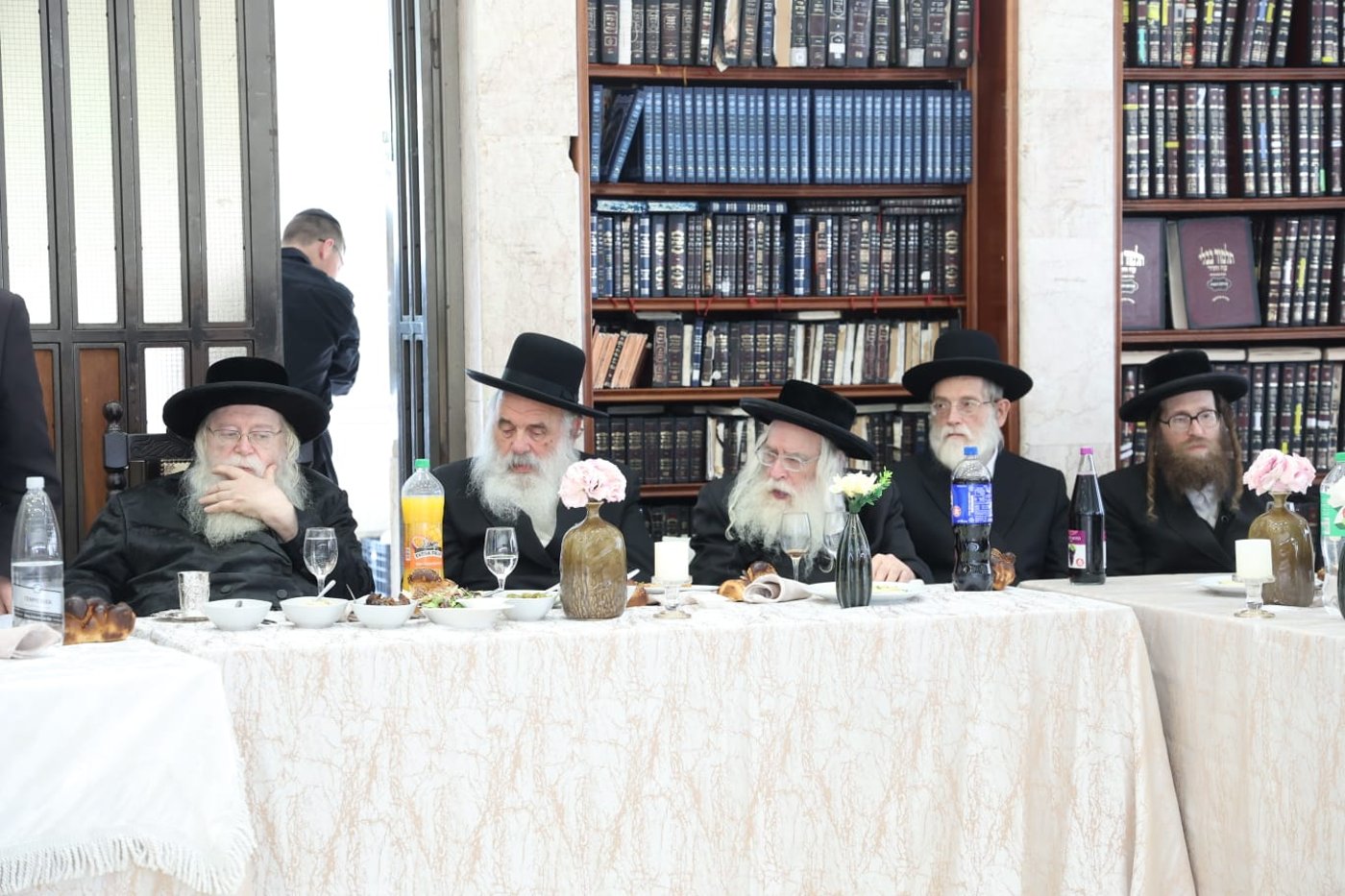 מעמד כבוד התורה בדושינסקיא 