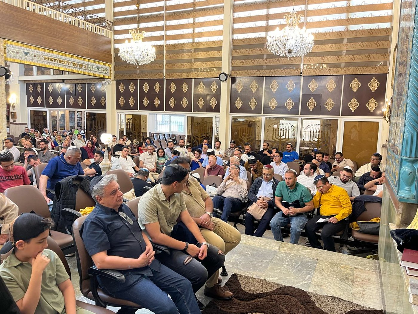 ערב פסח תשפ"ה: כך נראה סיום מסכת בק"ק טהרן