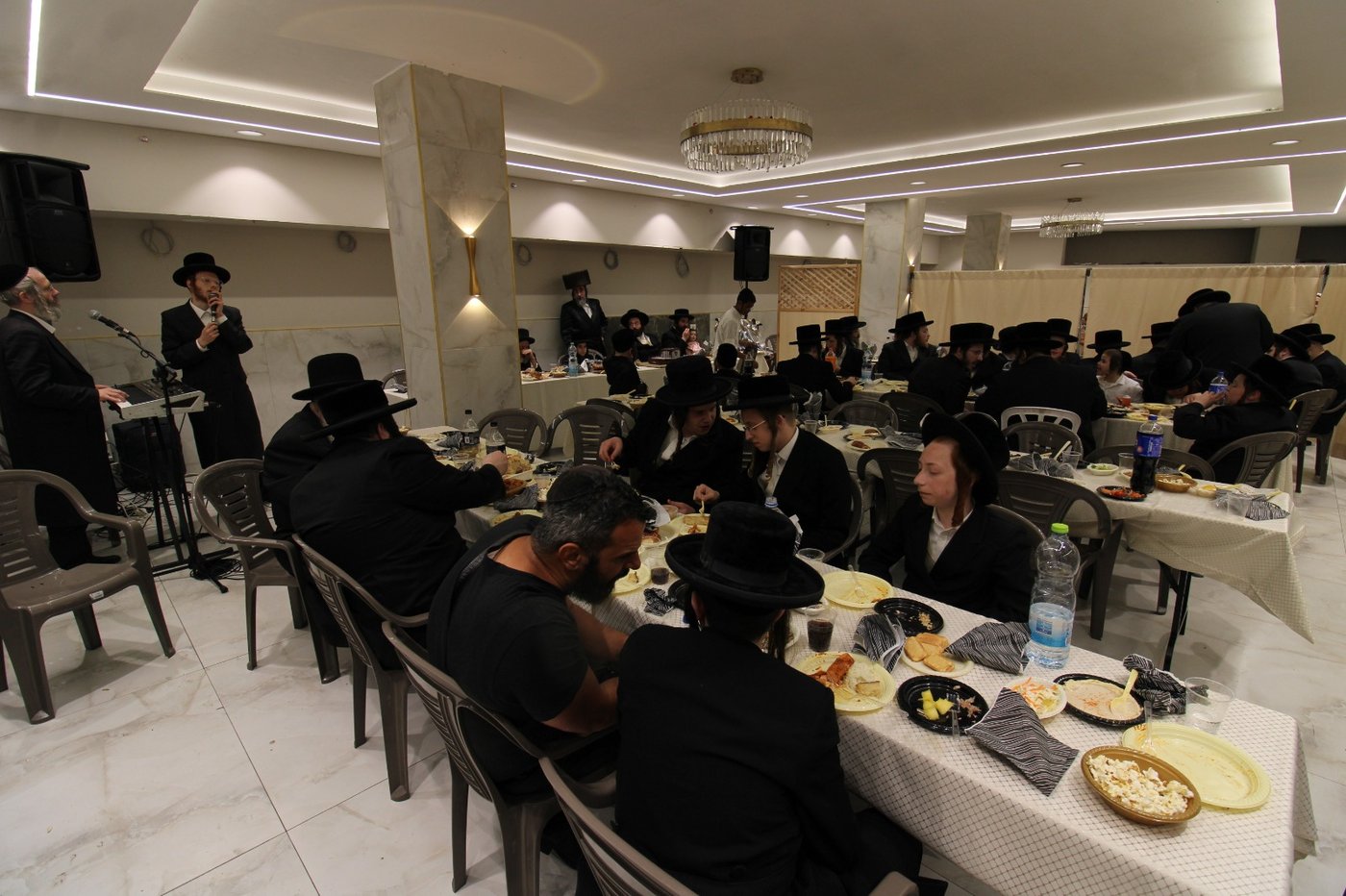 שמחת הבר מצווה בחצרות טורקא - צאנז ז'ימגראד