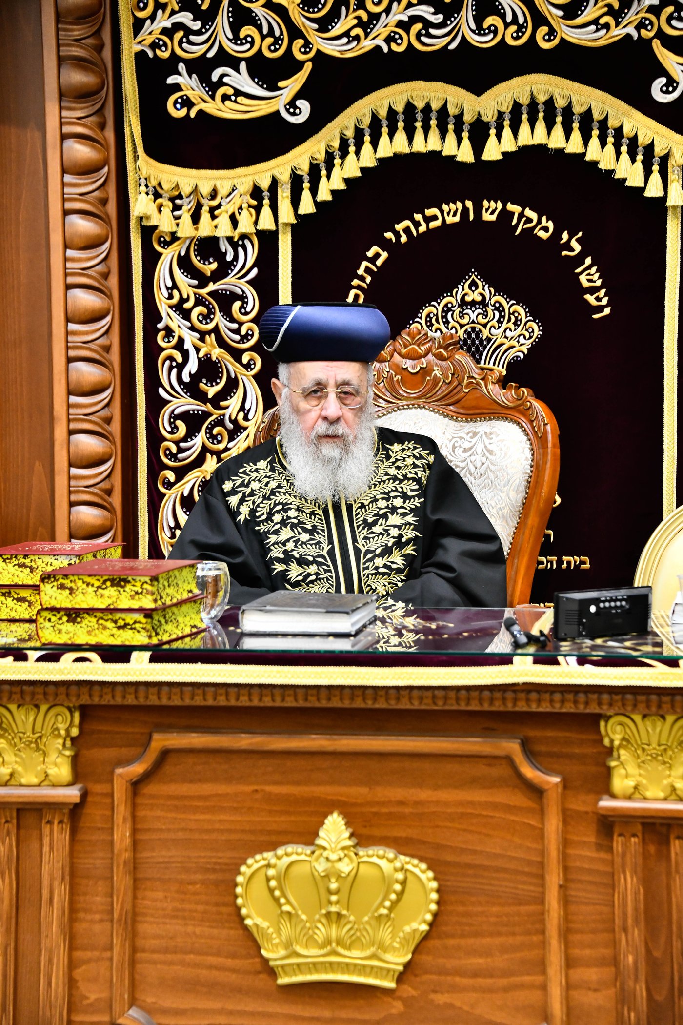  מעמד יציקת עמודי הבית הוראה ועצרת חיזוק בהיכל מרן