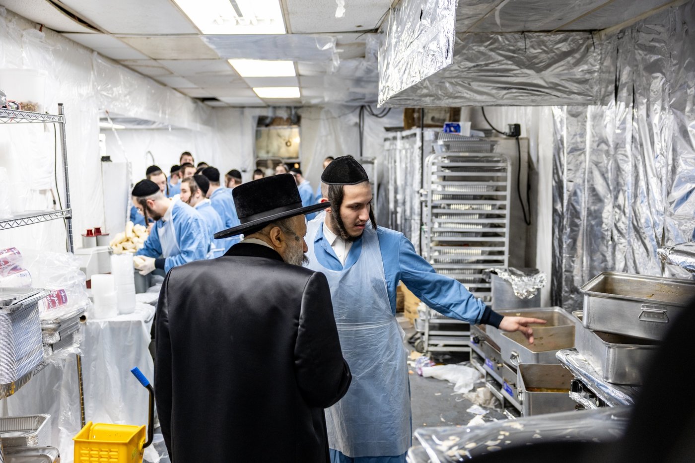 ערב פסח בחצה"ק באבוב 45