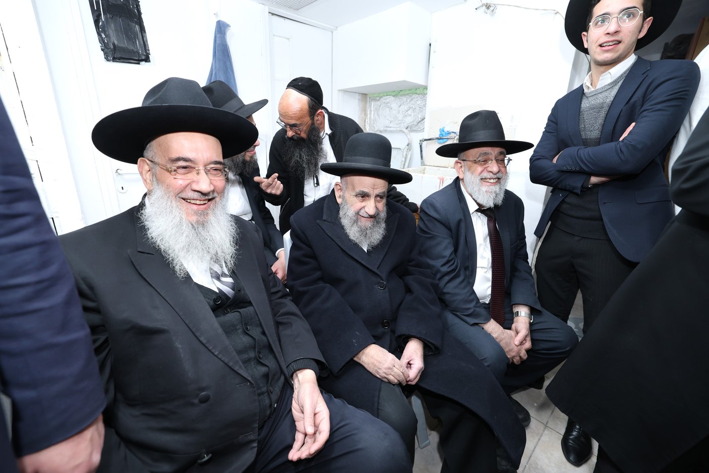 הגאון הרב משה צדקה באפיית מצות מצווה בערב פסח