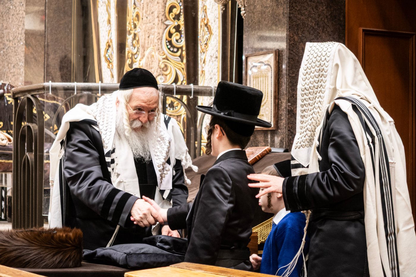 שמחת הברית לנכד האדמו"ר מבאבוב