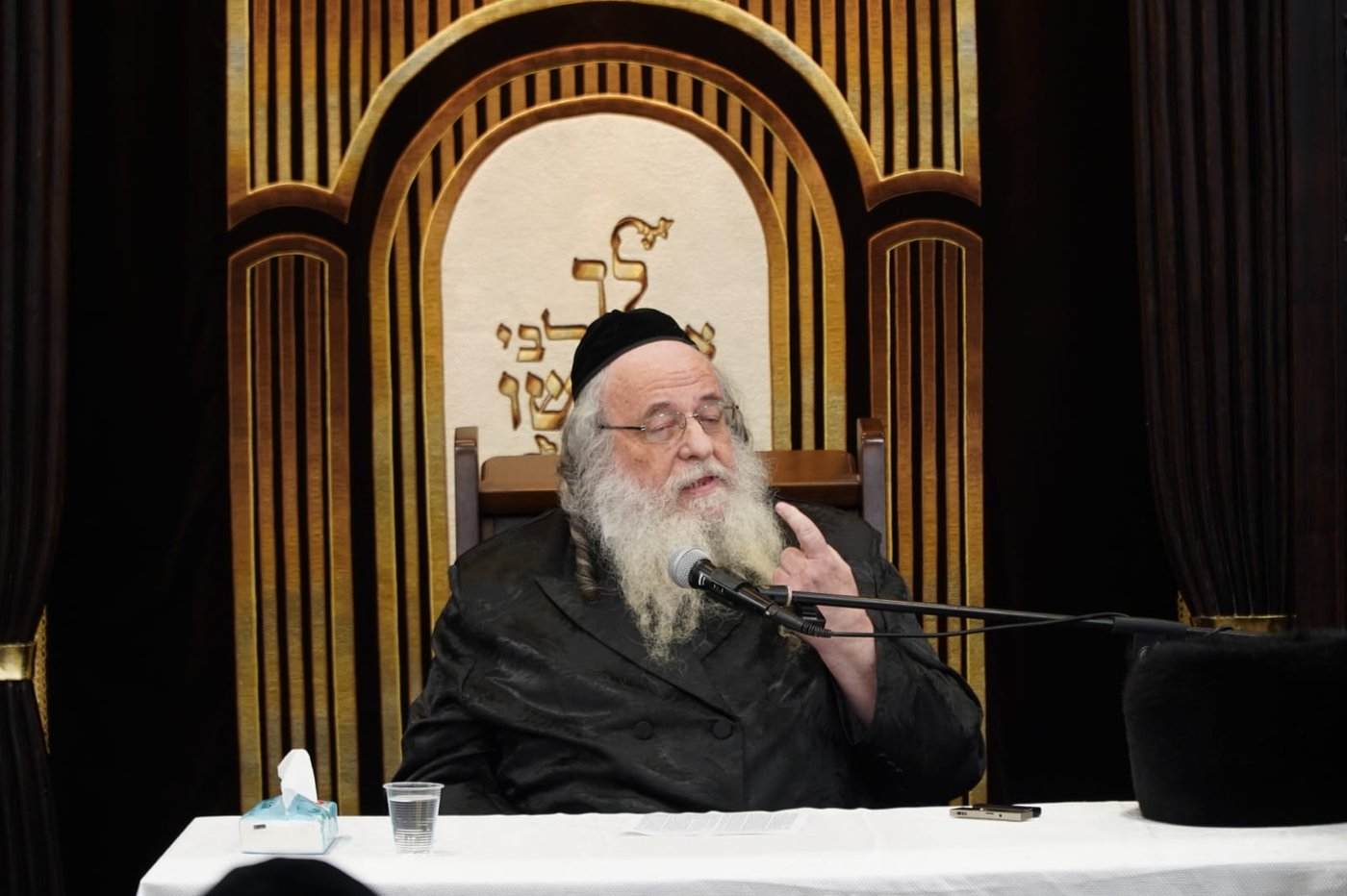 הגר"ש אלתר בשיעור חוה"מ פסח באחיסמך