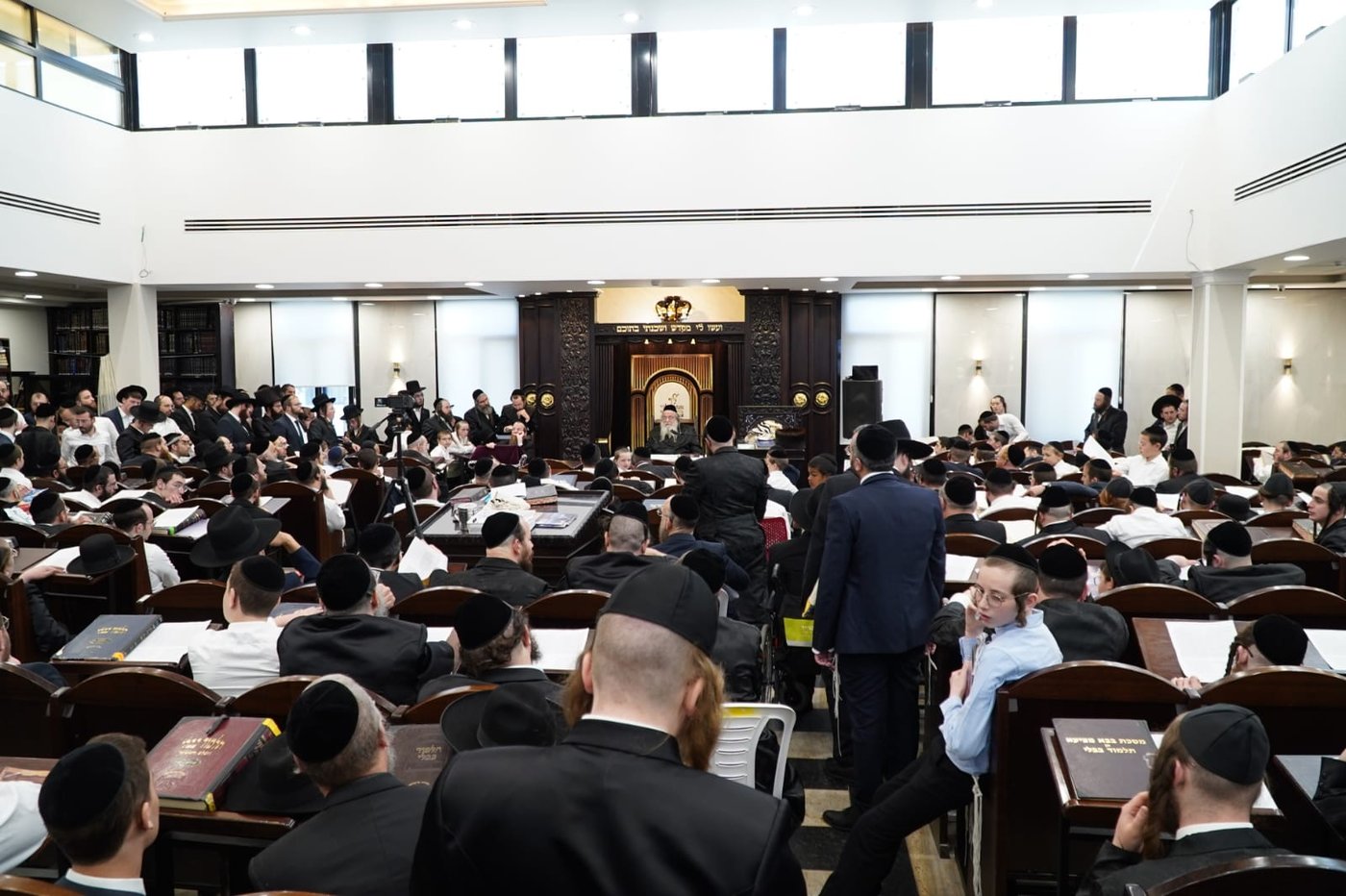 הגר"ש אלתר בשיעור חוה"מ פסח באחיסמך