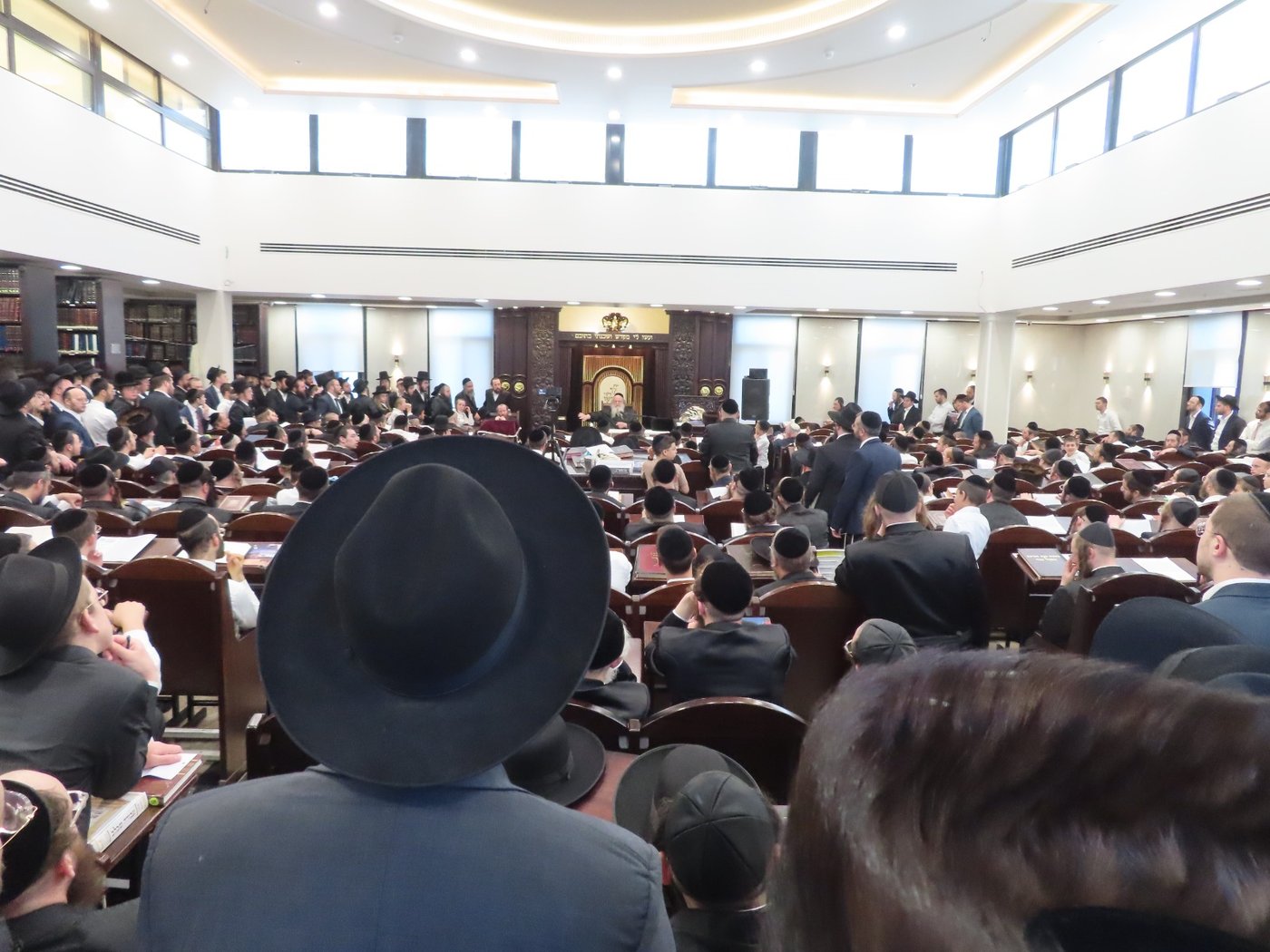 הגר"ש אלתר בשיעור חוה"מ פסח באחיסמך