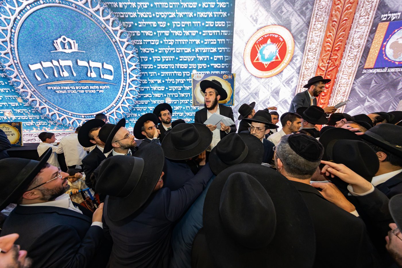 אלפי אברכים מהעדה הבוכרית התכנסו למעמד היסטורי | תיעוד ענק