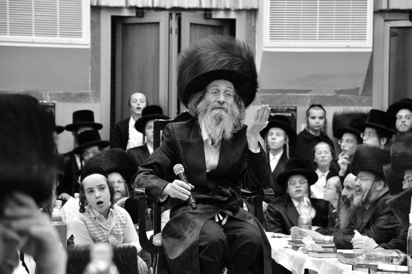 הרה"צ רבי אלימלך בידרמן בחול המועד פסח באשדוד