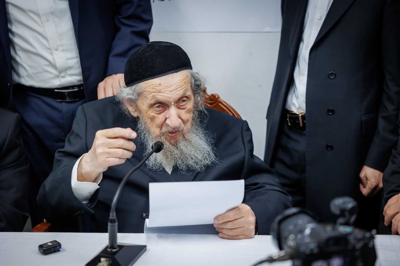 מעמד "ריתחא דאורייתא" והקבלת פני רבו במעונו של הגר"ד לנדו