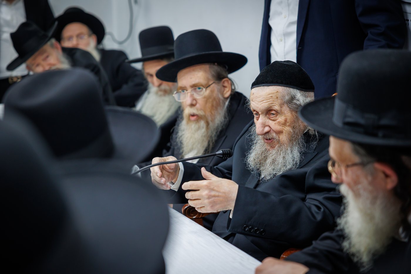מעמד "ריתחא דאורייתא" והקבלת פני רבו במעונו של הגר"ד לנדו