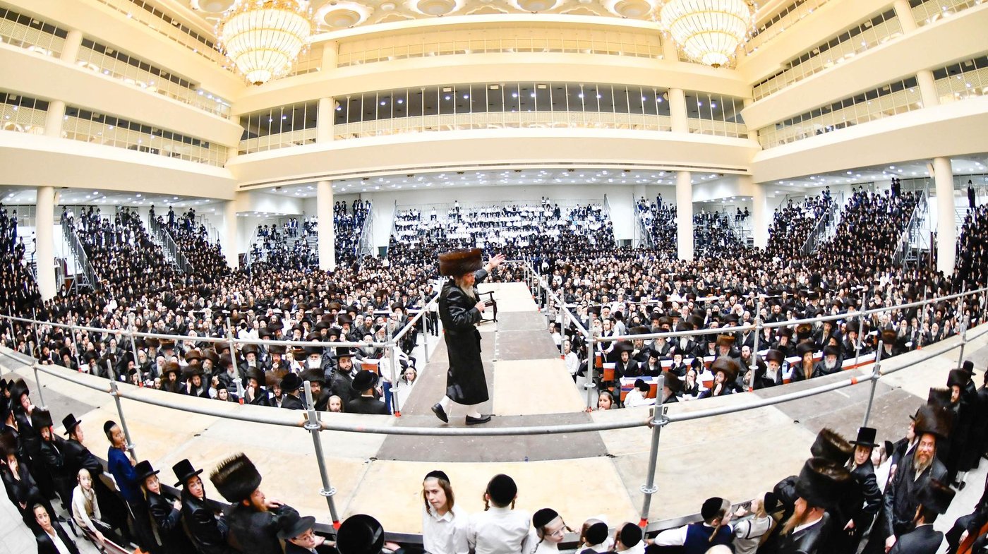 הרה"צ רבי אלימלך בידרמן במעמד לקראת שביעי של פסח