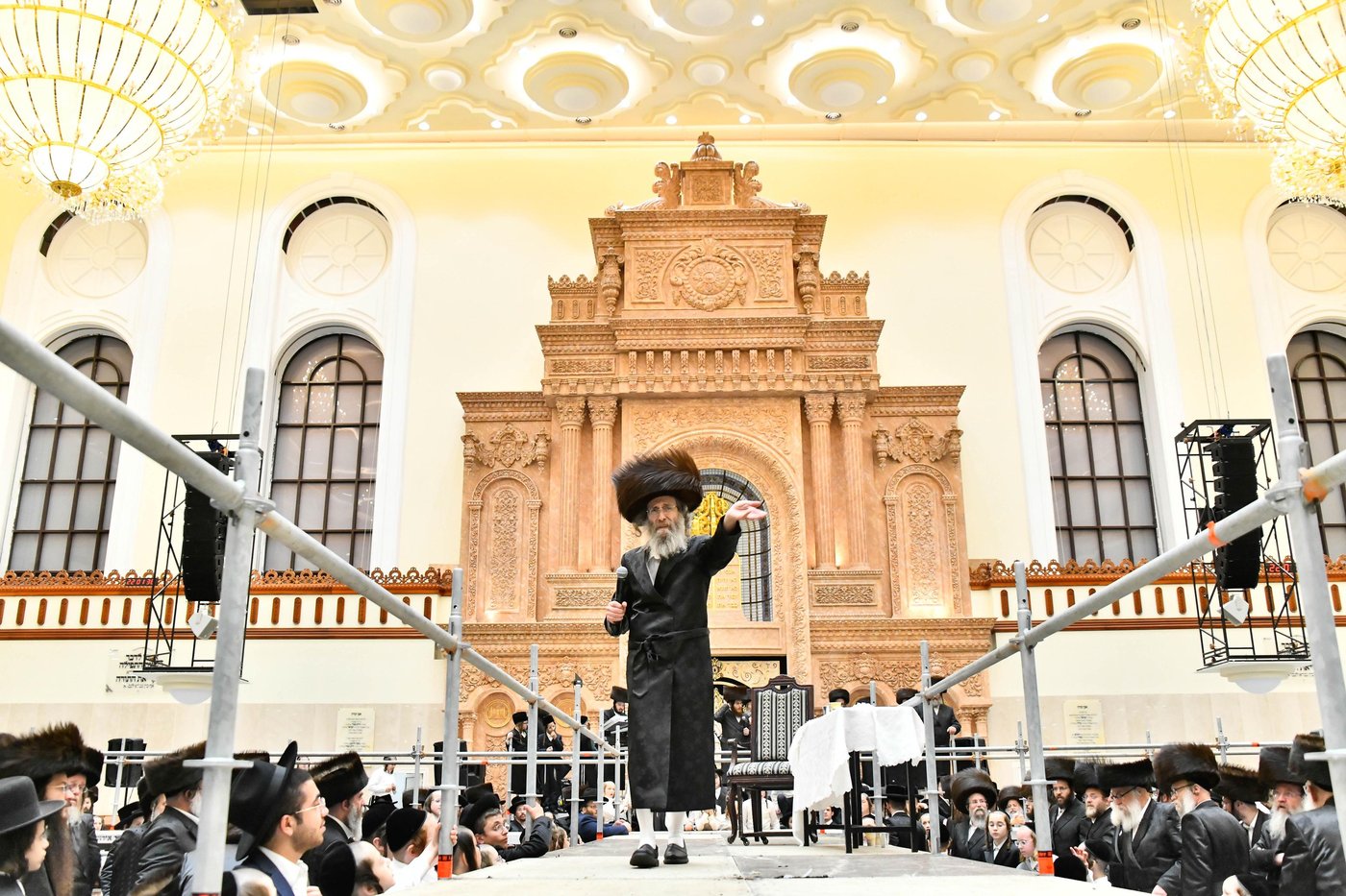 הרה"צ רבי אלימלך בידרמן במעמד לקראת שביעי של פסח