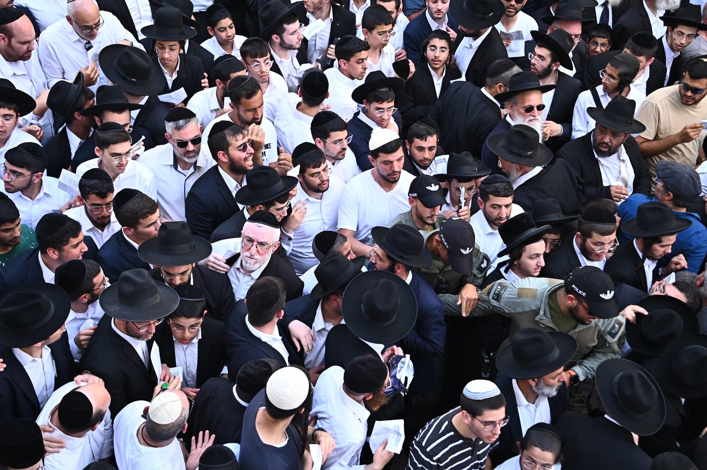 מסע הלויית הגאון רבי מאיר מאזוז זצ"ל