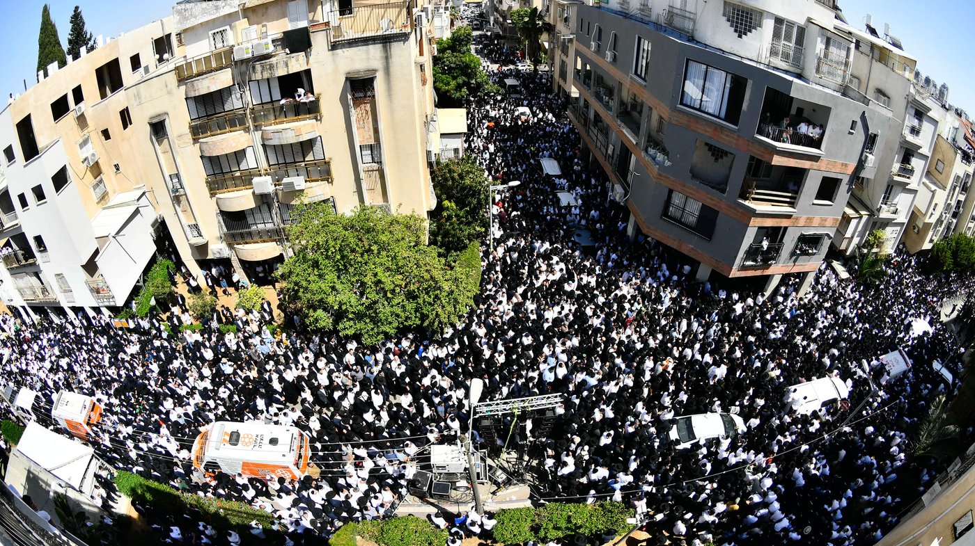 מסע הלויית הגאון רבי מאיר מאזוז זצ"ל