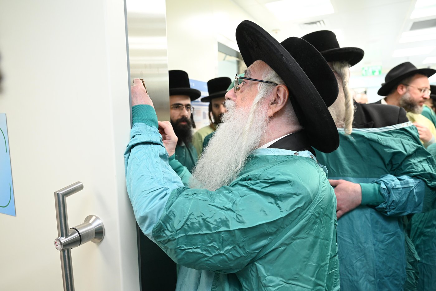 האדמור מצאנז בחנוכת מחלקות חדשות במרכז רפואי צאנז לניאדו 