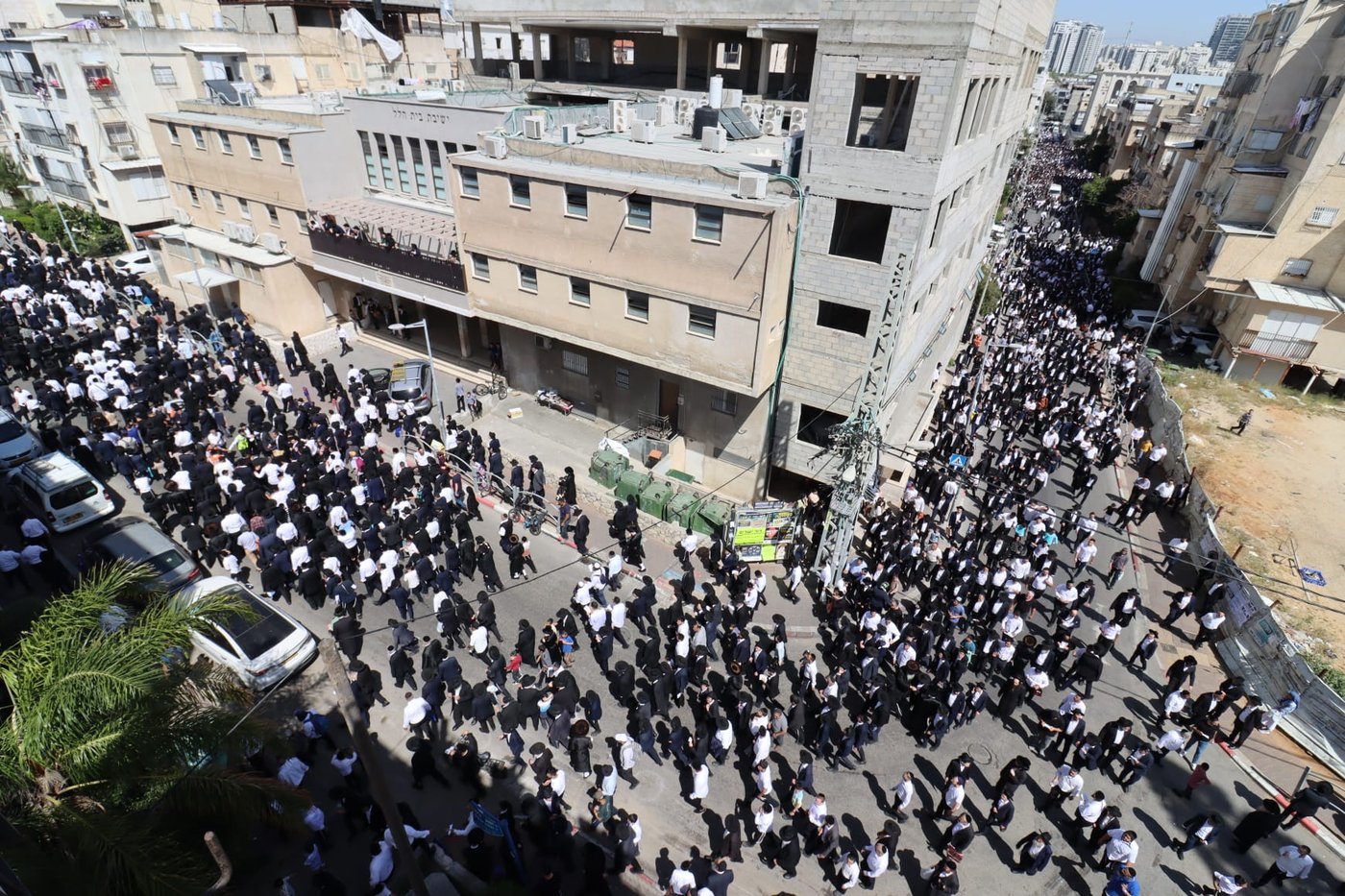 מסע הלוויית הגאון רבי מאיר מאזוז זצ"ל 
