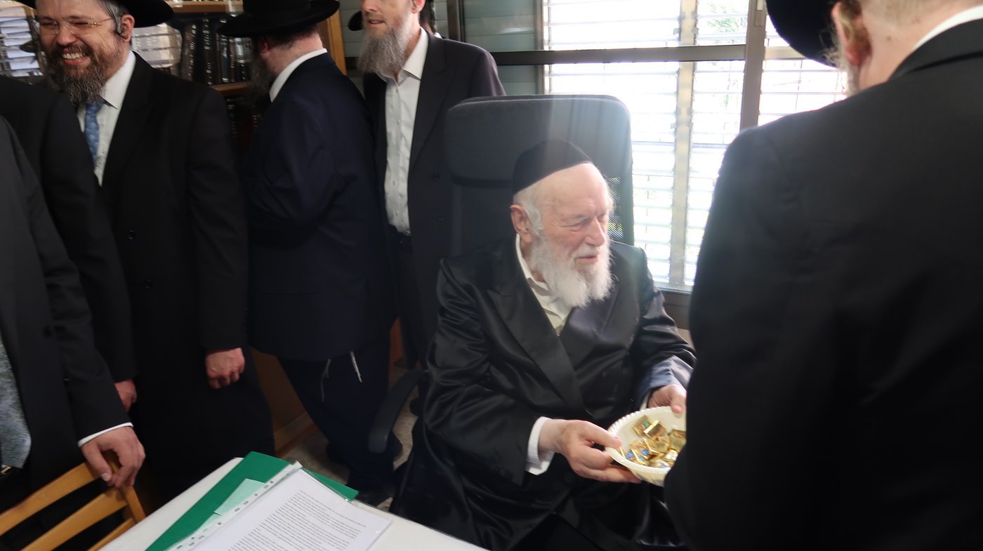 הקבלת פני רבו אצל הגר"י זילברשטיין