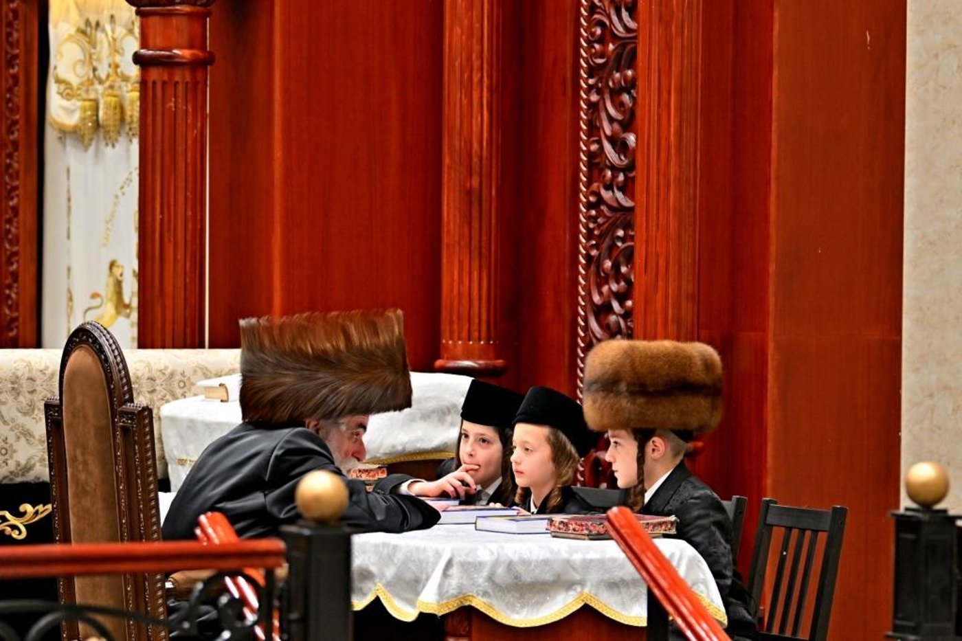פסח בחצה"ק ויזניץ