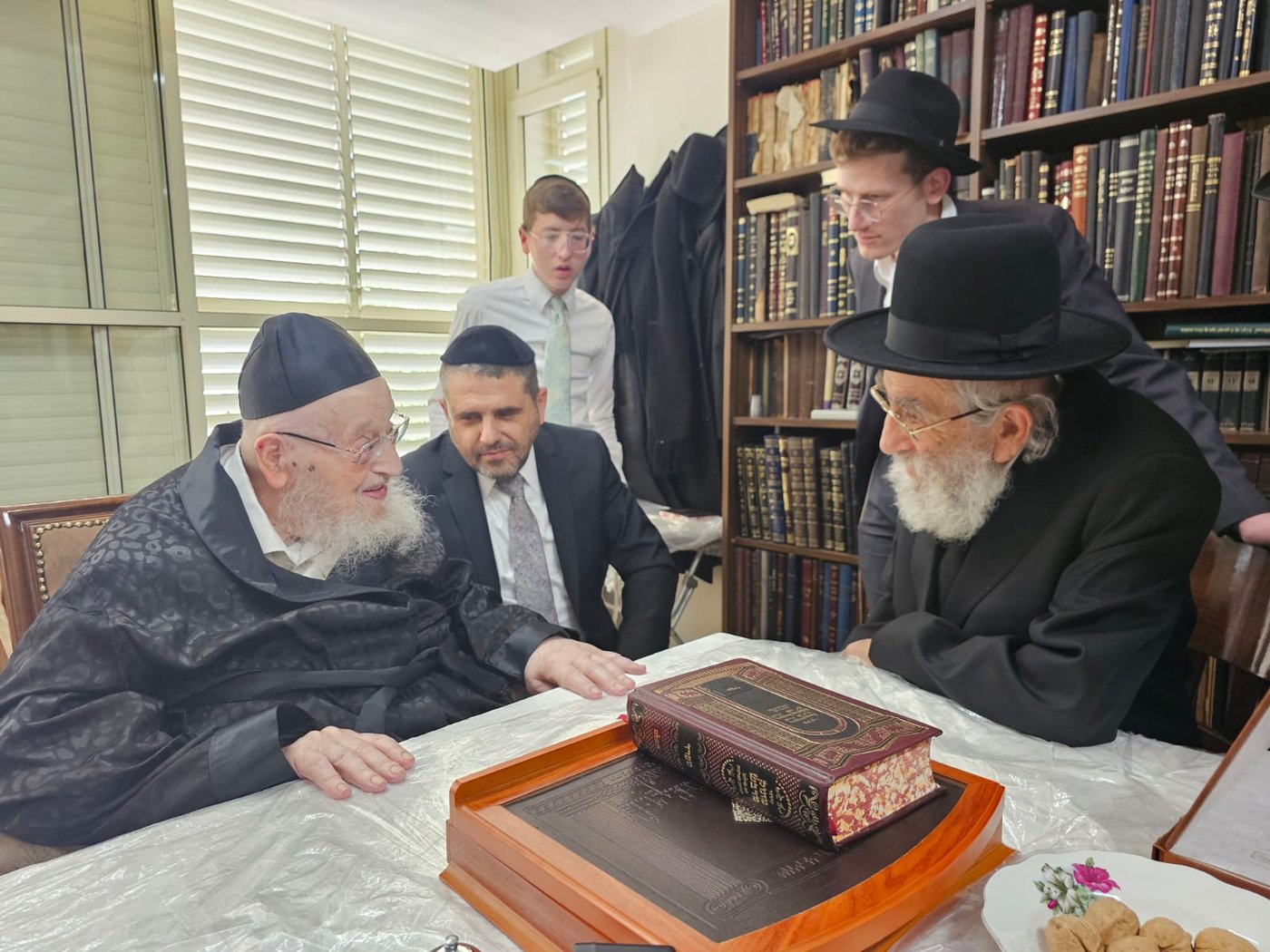 חג הפסח אצל הגרמ"צ ברגמן
