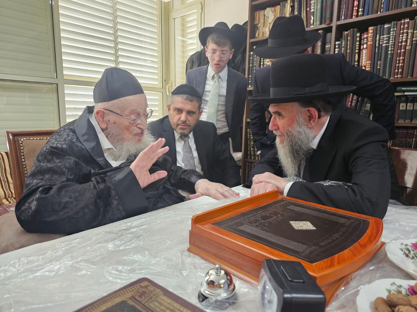 חג הפסח אצל הגרמ"צ ברגמן