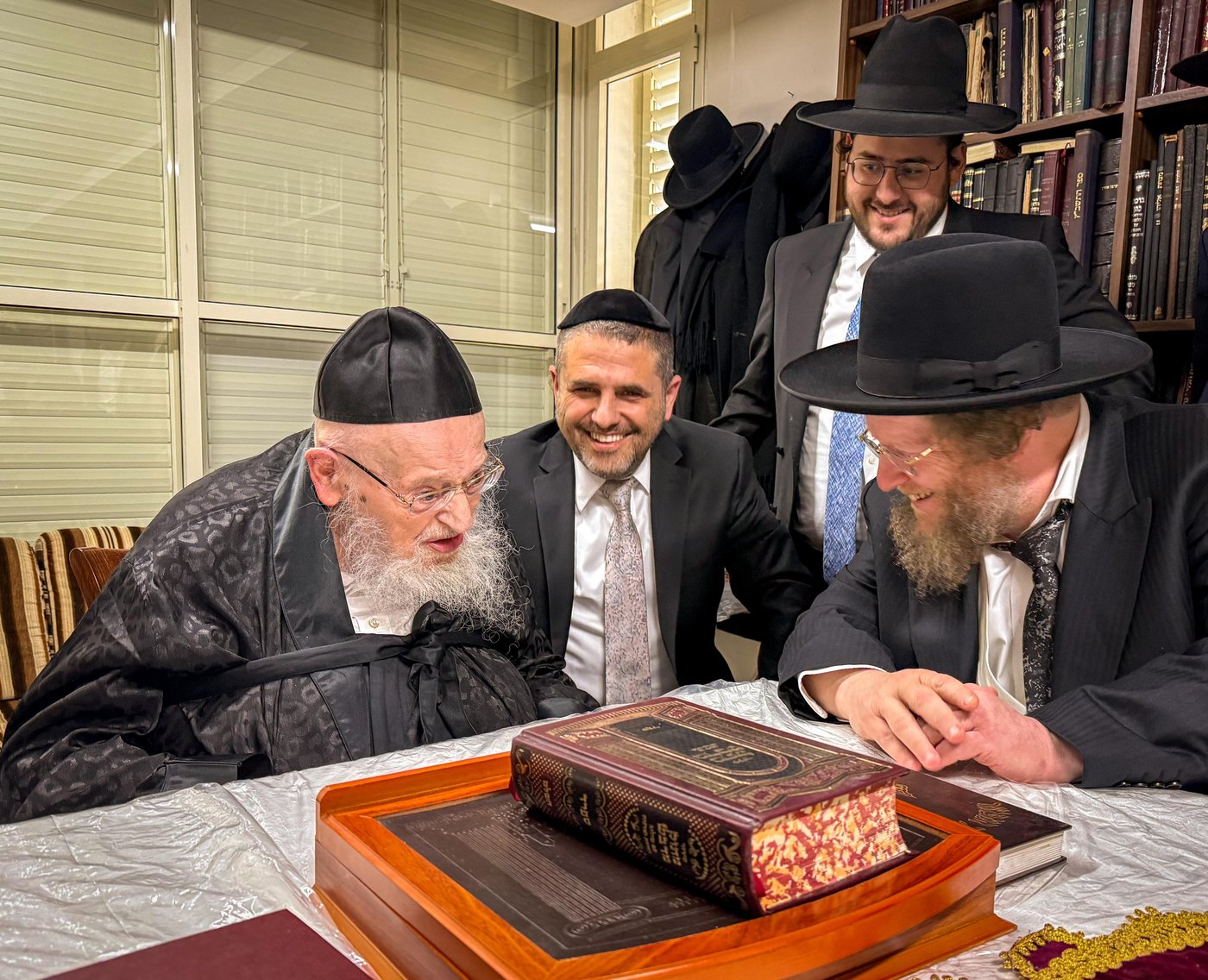 חג הפסח אצל הגרמ"צ ברגמן