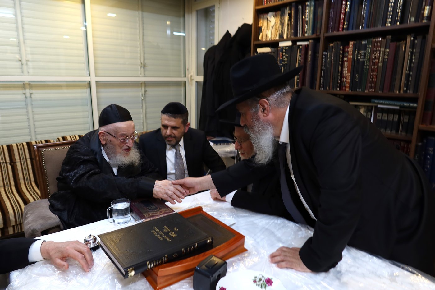 חג הפסח אצל הגרמ"צ ברגמן