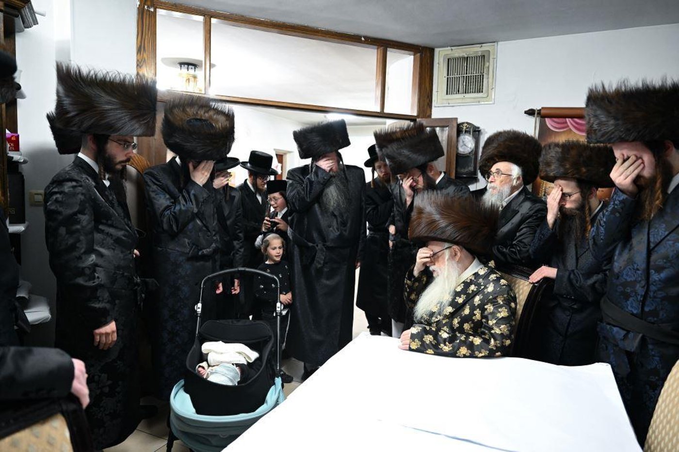 שמחת הקרישמליינען לנין האדמו"ר מצאנז