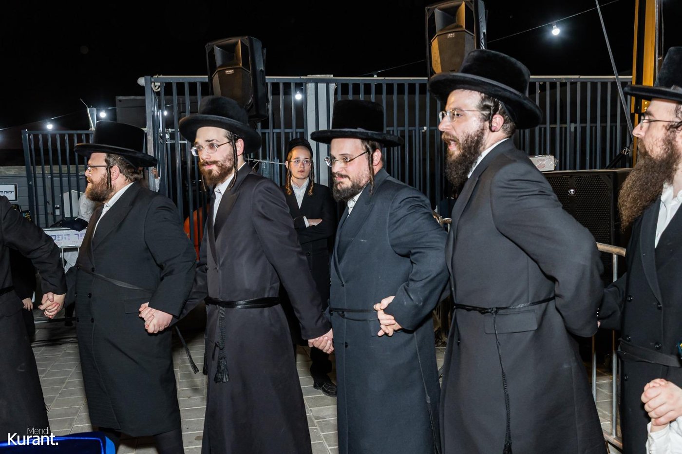 הנחת אבן הפינה בבעלזא קריית גת