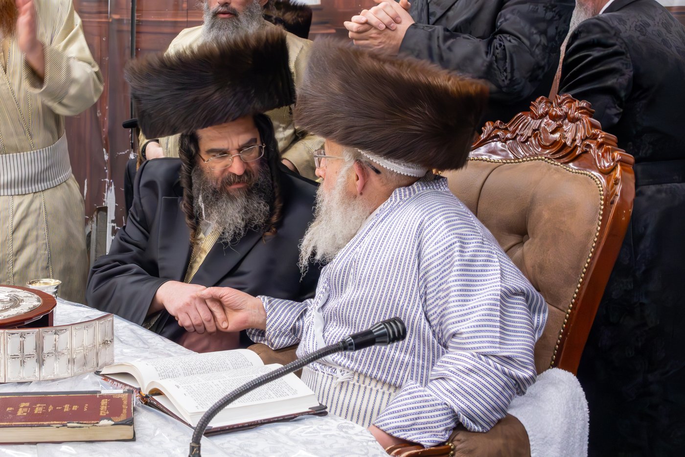 האדמו"ר מפינסק קרלין בטיש הילולת הרה"ק רבי אהרן הגדול מקרלין זי"ע