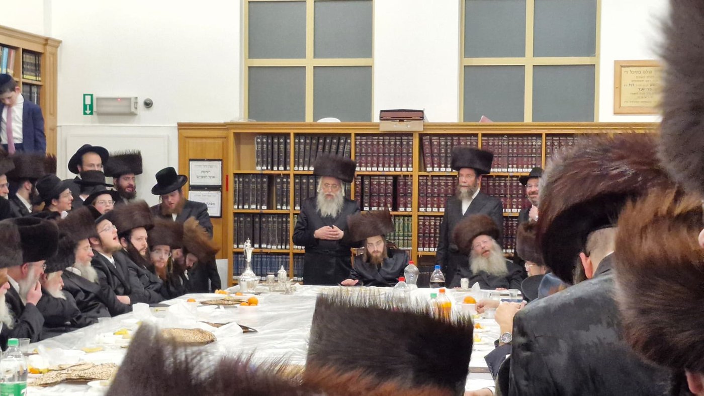 האדמו"ר מסאדיגורה בטיש באנטווערפן