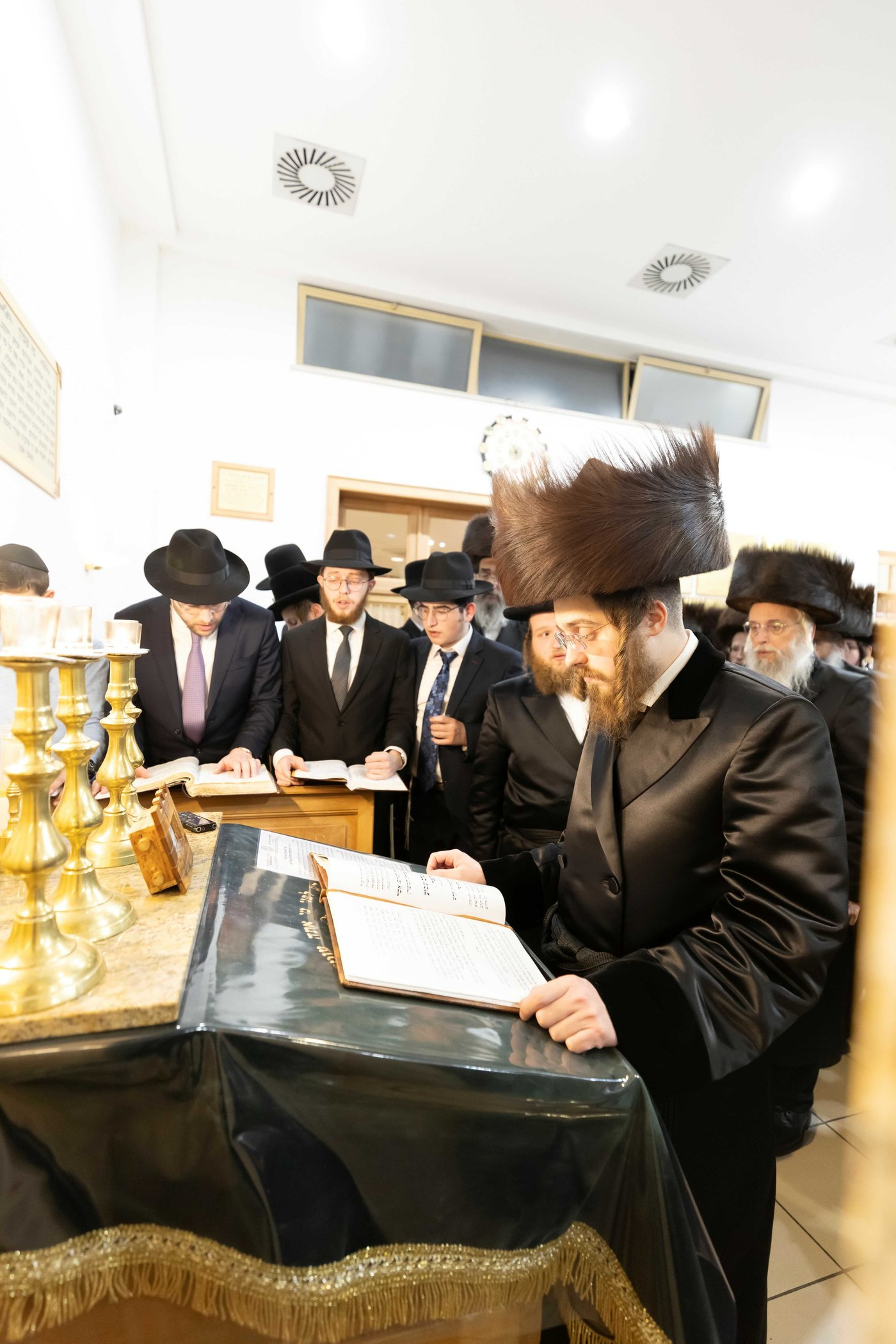 האדמו"ר מסאדיגורה בספירת העומר באנטווערפן