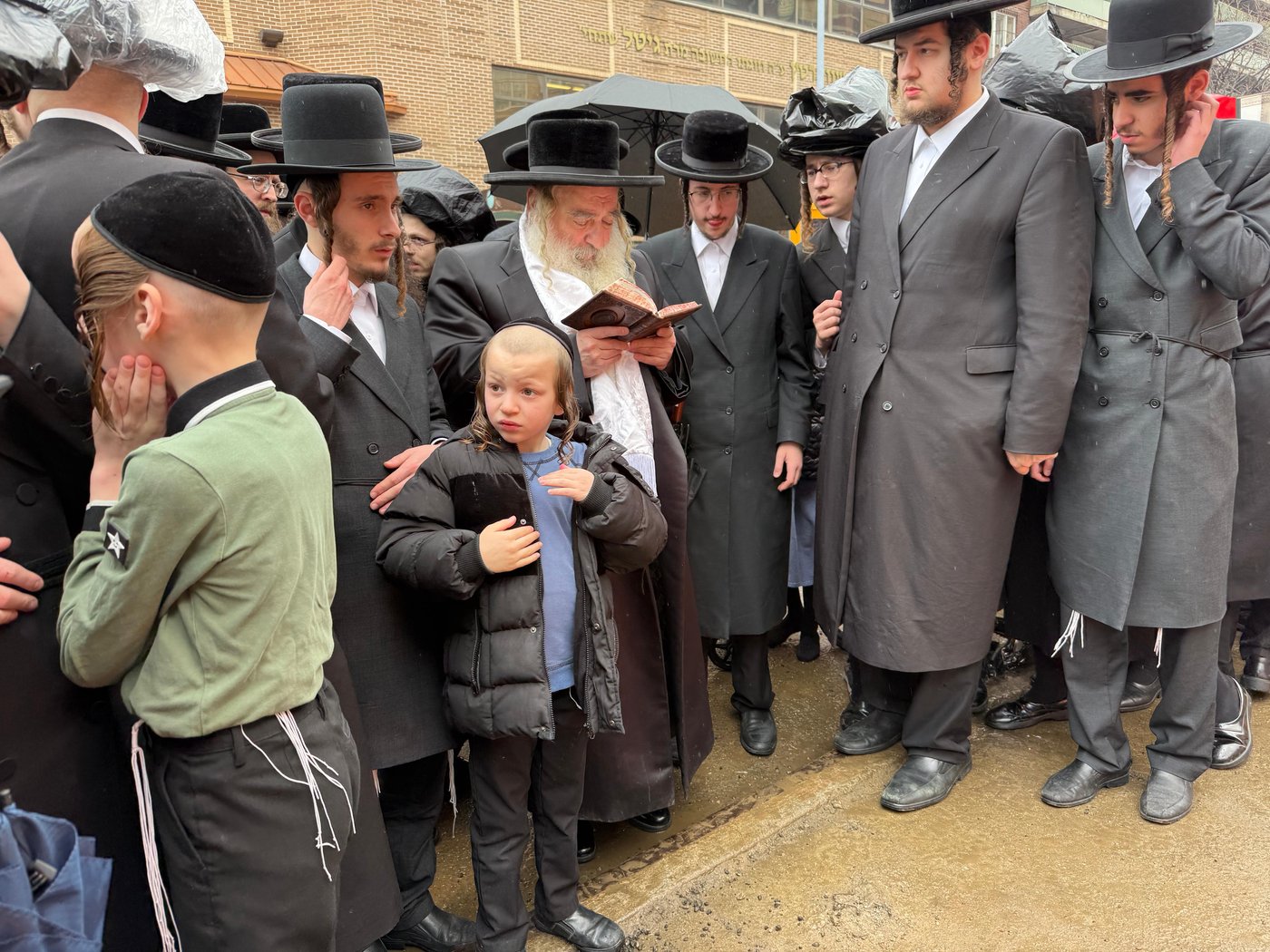 חג הפסח בחצה"ק קראלי