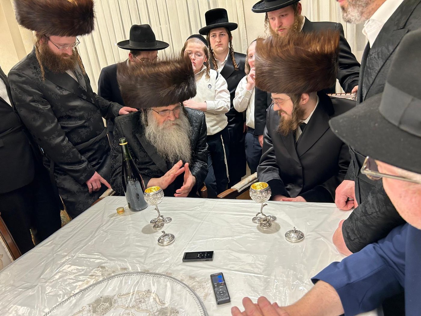 האדמו"ר מסאדיגורה בביקור אצל הגה"צ רבי אהרן שיף גאב"ד אנטווערפן